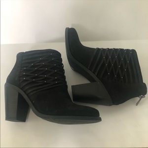 Jessica Simpson booties size 6